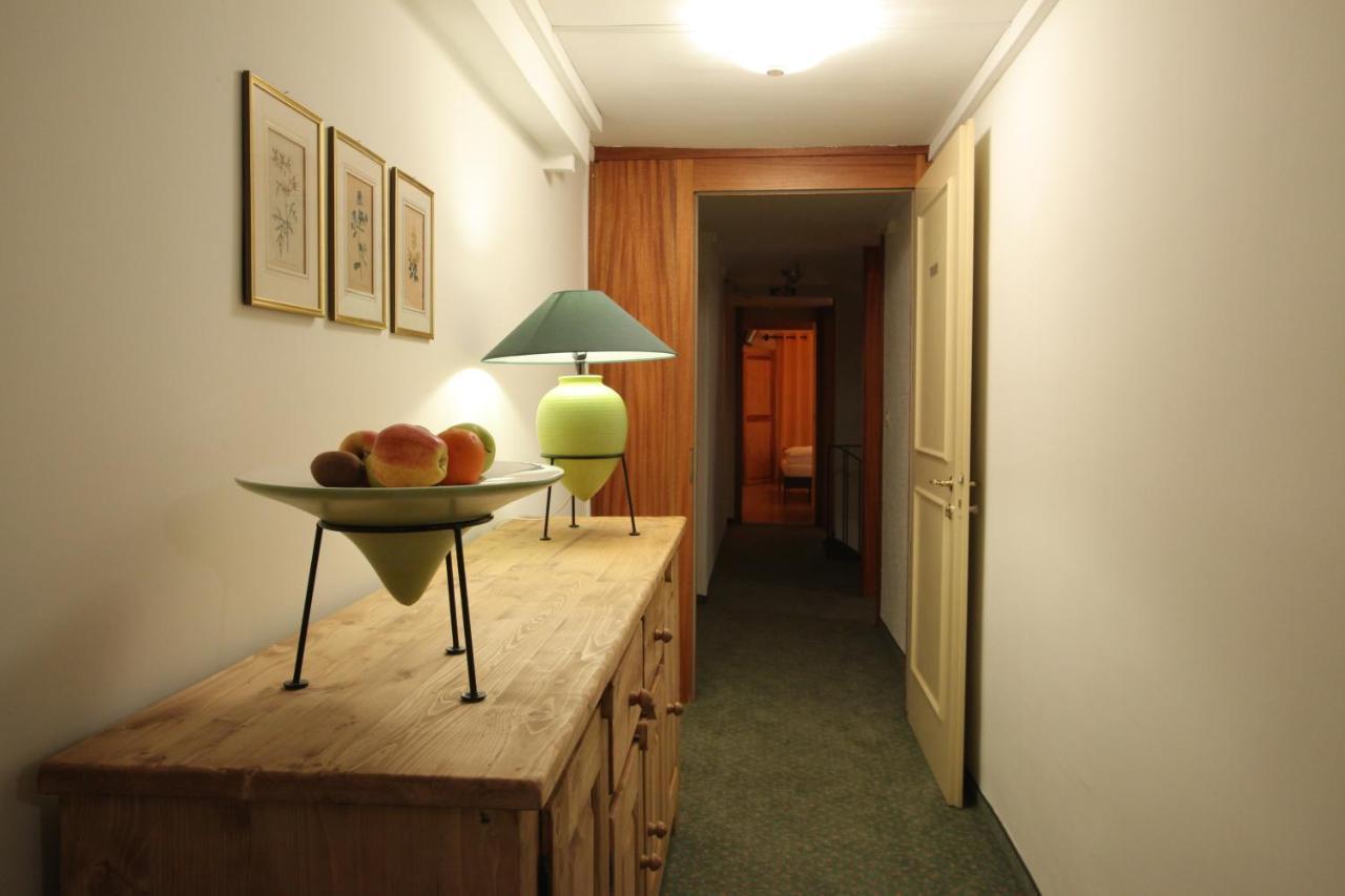 Auberge Communale De La Couronne Yvorne ภายนอก รูปภาพ